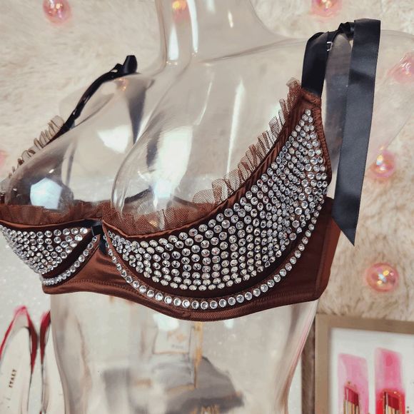 34D Victoria's Secret Rhinestones Open Quarter Cup Harness Bra NWT - Picture 8 of 9